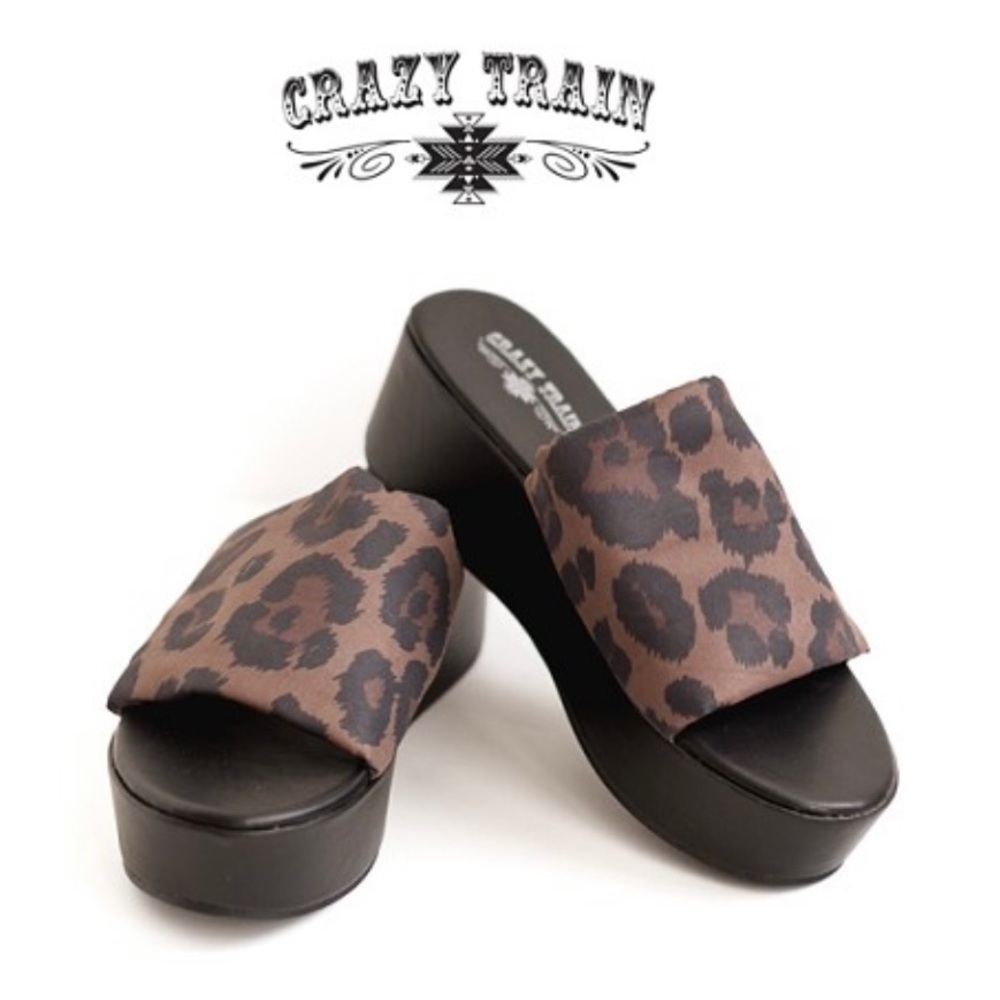 NWT! CrAzY TrAiN 90s Platty Leopard Shoe! ππ - Picture 1 of 5